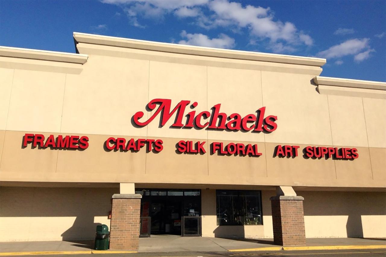 Michael's Genuine Food & Drink: A Timeless Ode to Authenticity and Flavor